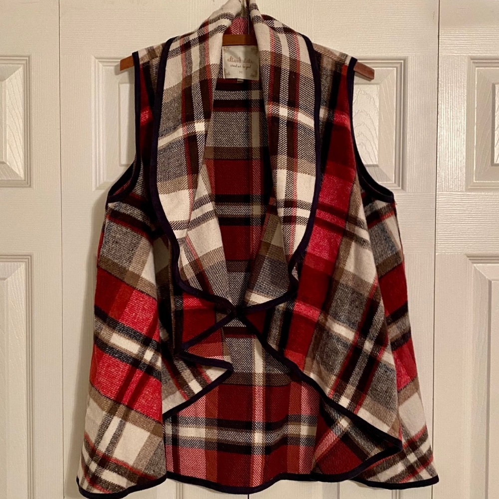 Altar’d State Cozy Plaid Vest